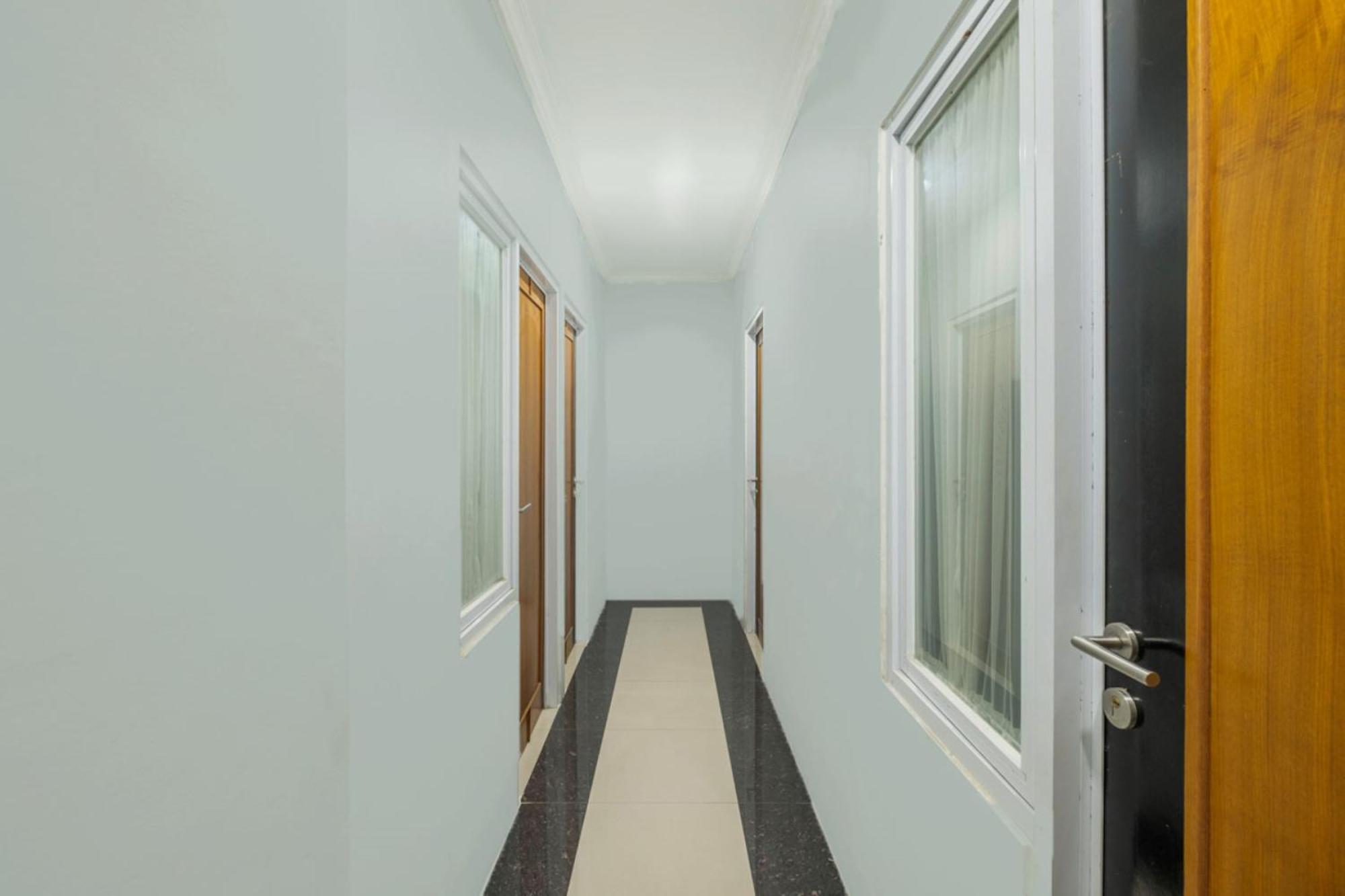 Oyo Living 2195 Al Jazeerah Residence Syariah Bandung Extérieur photo
